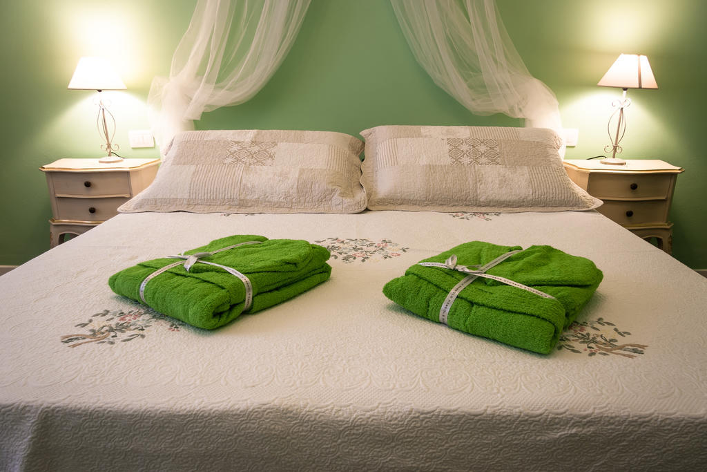 Bric A Brac Bed & Breakfast Florence Exterior photo